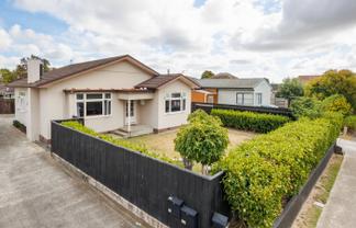 36 Wood Street, Takaro