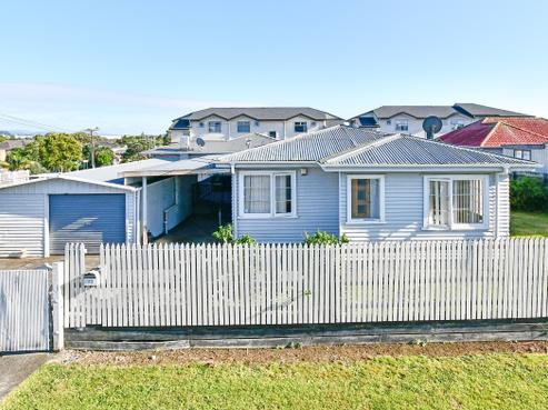 33 Thomas Road, Mangere