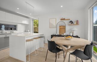 52A Durham Crescent, Fairfield