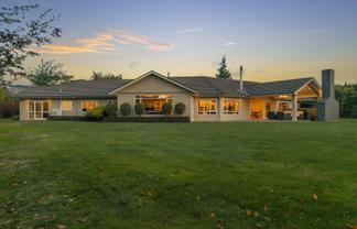 1068 Queen Street, Levin