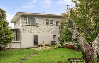 102 Marie Place, Thames