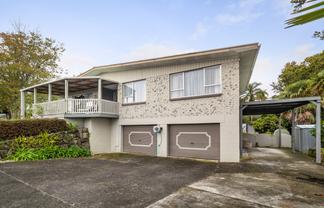 102 Marie Place, Thames