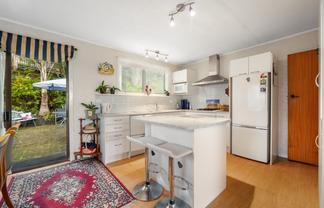 102 Marie Place, Thames