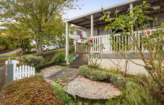 102 Marie Place, Thames