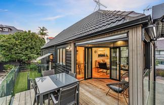 2/42 Goldie Street, Saint Heliers