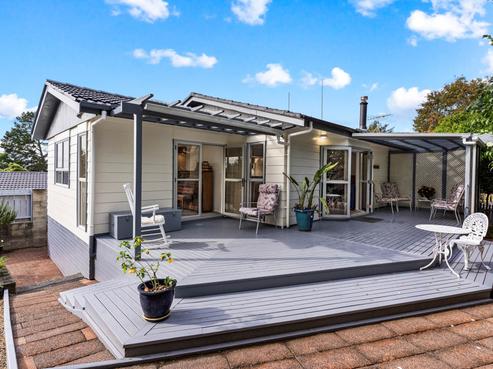 14 Puketitiro Street, Glen Eden