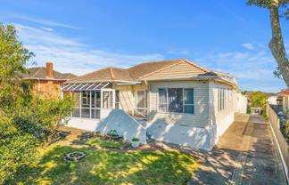 693A Richardson Road, Mount Roskill