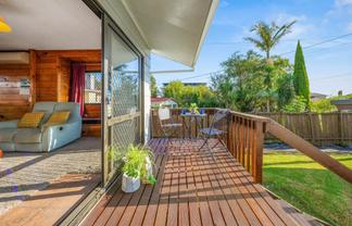 13A Ward Crescent, Te Atatu Peninsula