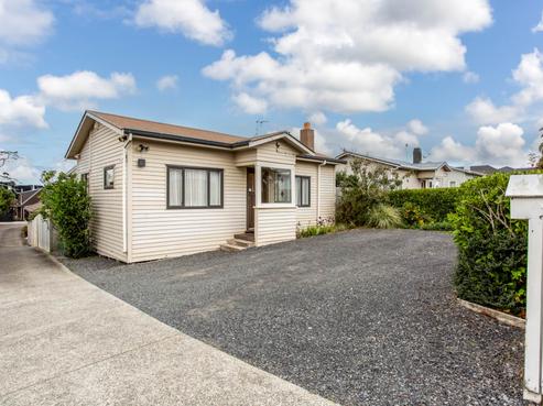 92 Ash Street, Avondale