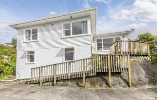 9 Victory Crescent, Tawa