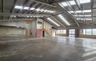 North Facing Industrial Warehouse/Workshop