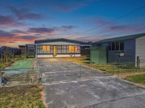 10 Norton Street, Foxton Beach