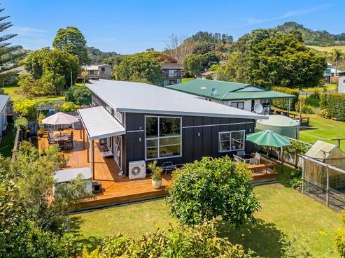 36 Oyster Drive, Cooks Beach