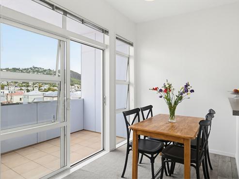 207/42 Constable Street, Newtown