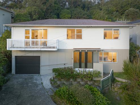 93 Black Rock Road, Newlands