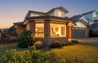 19 Derry Hill, Churton Park