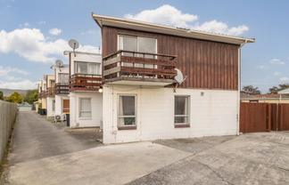 6/8 Lane Street, Woolston