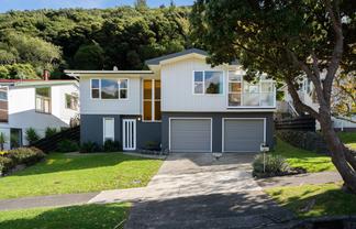 62 Spinnaker Drive, Whitby