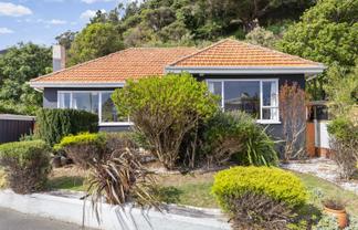 137 Muritai Road, Eastbourne