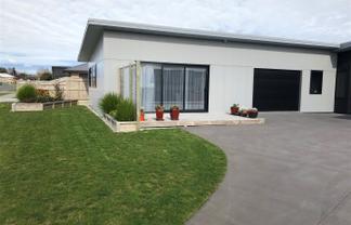 27 Dreaver Drive, Waitara