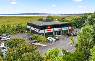 Entry level investment in Rosebank precinct