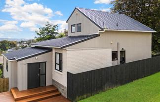 2/29 Barberton Terrace, Papakura