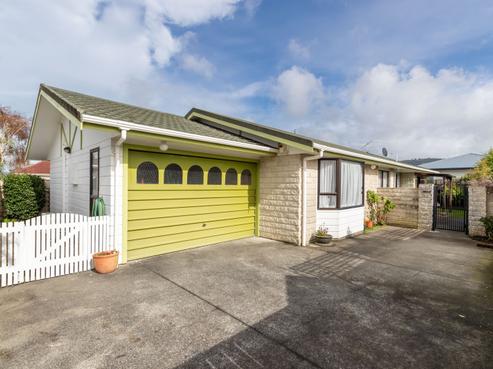 965B High Street, Avalon