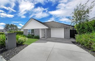 4 School House Road, Paerata