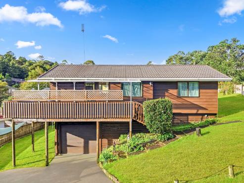 1/130 Spinella Drive, Bayview