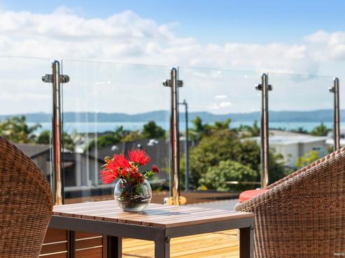 10 Columbia Crescent, Beachlands