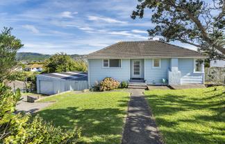 13 Downes Street, Titahi Bay