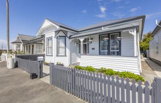 High return: rent by room Napier