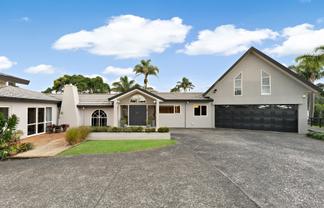 35 Cloverfields Drive, Waimauku