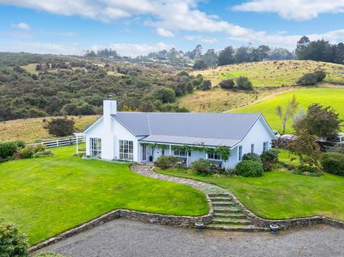 532 Pine Hill Road, Pine Hill