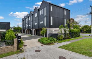40D Titirangi Road, New Lynn