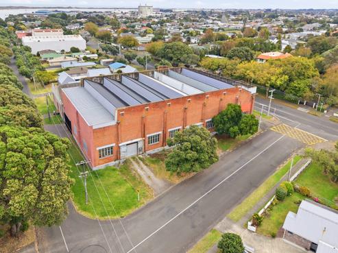 42 Bedford Avenue, Gonville