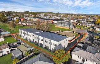 1-8/24  Adams Road, Manurewa