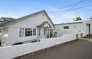 84 Waipapa Road, Hataitai