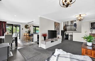15-17 Malcolm Street, Martinborough