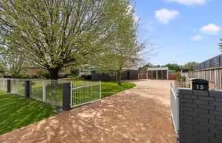 15-17 Malcolm Street, Martinborough