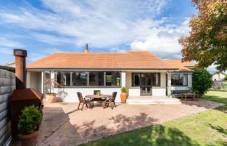 406A Frederick Street, Mahora