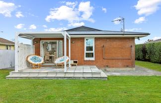 21 La Perouse Place, Papanui