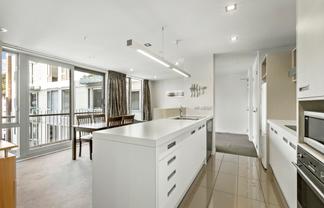7O/10 Lorne Street, Te Aro