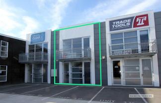 Tidy and Central Two-Storied Unit