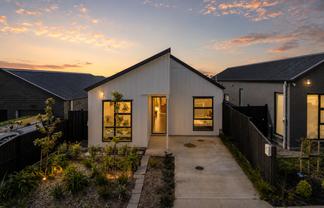 14 Horokaka Street, Massey