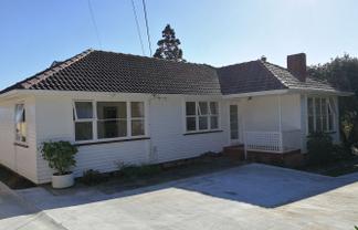 5 Barrys Road, Glendene
