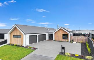 19 Guinevere Drive, Lincoln