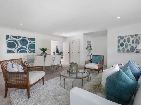 2/60 Whitford Road, Botany Downs