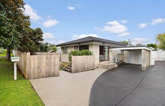 1/139 Gills Road, Half Moon Bay