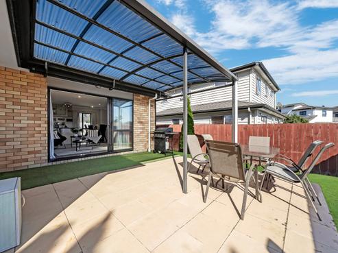 42 Arrowsmith Drive, Flat Bush